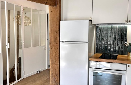 Senlis Apartment | Maison Duplex Downtown Abbaye avec vue unique