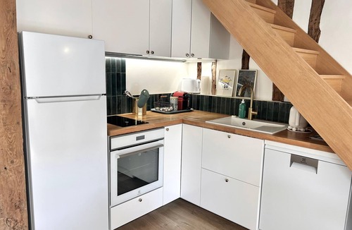 Senlis Apartment | Maison Duplex Downtown Abbaye avec vue unique