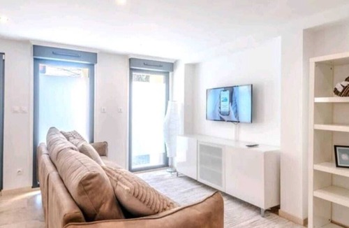 Douvaine House | Maison Duplex frontiers Switzerland