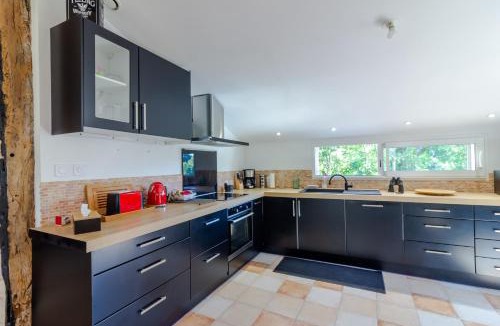 Saint-Nazaire House | Maison En Bord De Rivière