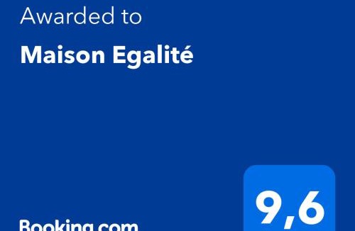 Melay Bed & Breakfast | Maison Egalité