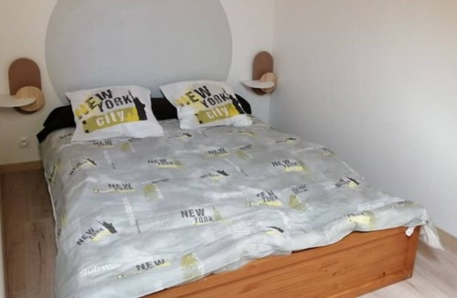 Culoz House | Maison en Bordure de Forêt