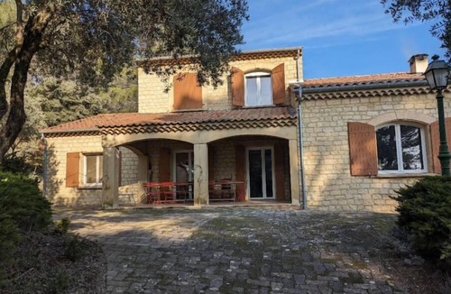 Sorgues Apartment | Maison en Campagne Vers Avignon