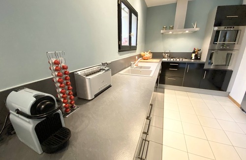 Saint-Maurice-d'Ibie House | Maison en Pierres De135m2 Pour 6p, 3ch, Piscine Privée Sécurisée, Jardin Clos