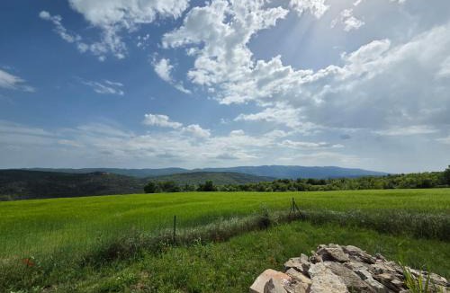 Sainte-Croix-a-Lauze House | Maison en Luberon