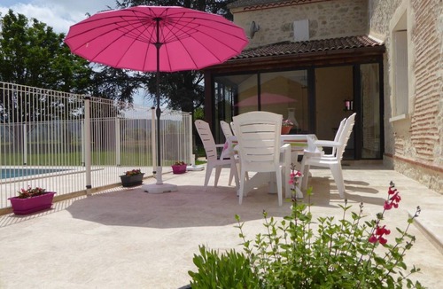 Penne-d'Agenais House | Maison en pierre avec piscine à Penne-d'Agenais
