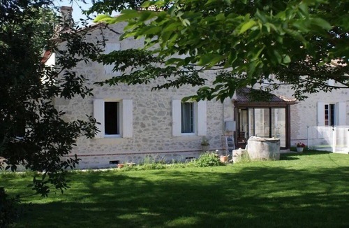 Penne-d'Agenais House | Maison en pierre avec piscine à Penne-d'Agenais