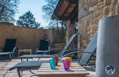Barjac House | Maison en pierre avec piscine à Barjac, 16 personnes