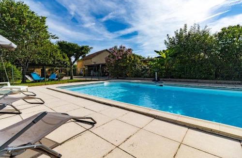 Le Cler House | Maison en pierre piscine clim