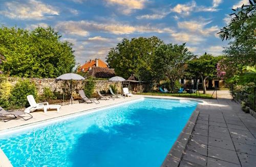 Le Cler House | Maison en pierre piscine clim