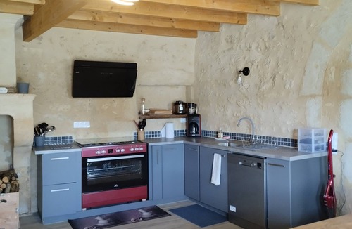 Frontenac House | Maison en Pierre Sans Vis-à-vis