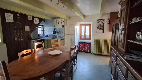 Pradinas House | maison en pierres