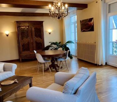 Pouilly-en-Auxois House | Maison entière aux portes du canal de Bourgogne