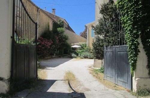 Puisserguier House | Maison entière climatisée, 2 chambres, piscine privée, terrasse, plage à 24km