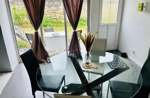 Artannes-sur-Thouet House | Maison entre Saumur et Montreuil Bellay La Motte