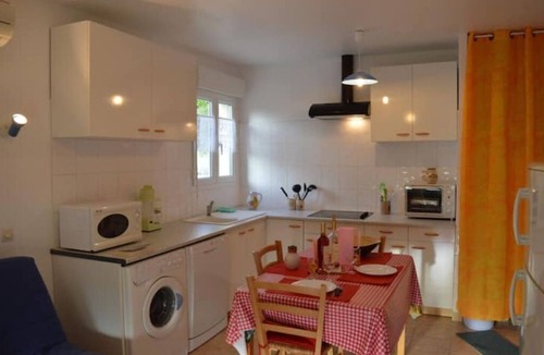 Vallon-Pont-d'Arc House | Maison Entre Rivière et Village