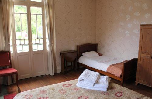 Biert Bed & Breakfast | Maison Esmeralda Chambres D'Hotes et Gite