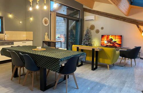 Courbesseaux House | Maison esprit loft