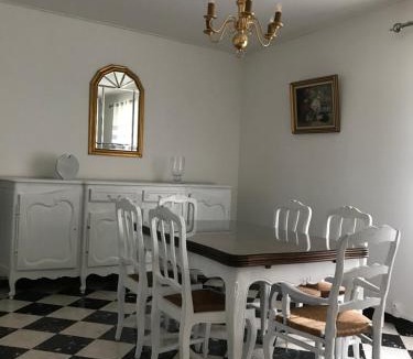 Rousson House | MAISON et PISCINE PRIVEE