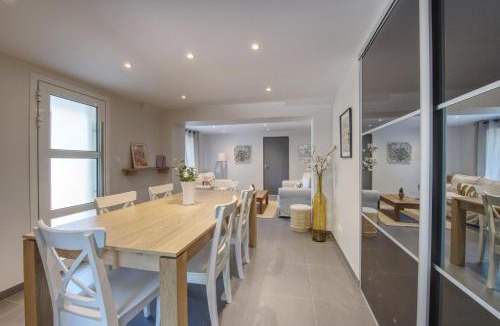 Saint-Privat-des-Vieux Villa | Maison familiale avec piscine