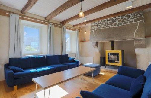 Saint-Michel-en-Greve House | Maison Familiale 12 pers proche mer