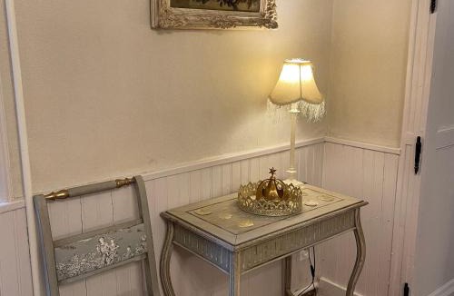 Bazouges-sur-le-Loir House | Maison familiale près du Zoo de la Flèche avec piscine chauffée, jardin et cheminée - FR-1-410-377