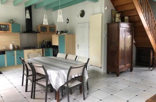 La Rogere House | Maison familiale 2 étoiles, accès direct plage, 8 couchages, proche centre et commodités - FR-1-612-65