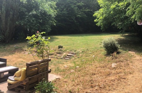 Poigny la Foret House | Maison Familiale Dans la Forêt