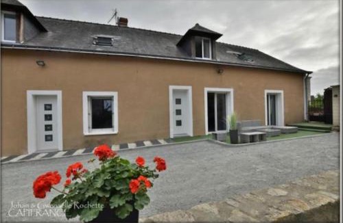 Lezigne Villa | Maison familiale 11 personnes