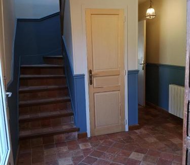 Bais House | Maison familiale, 15 pers, 7 chambres, piscine, déco soignée