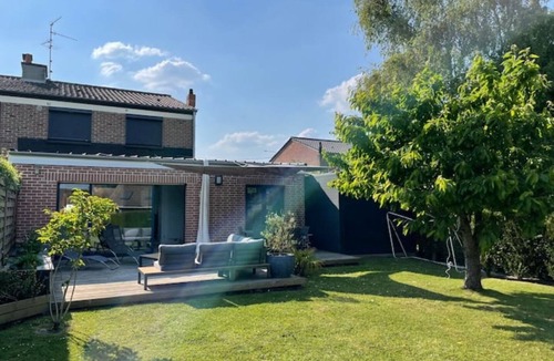 Ennevelin House | Maison Familiale Avec Jardin