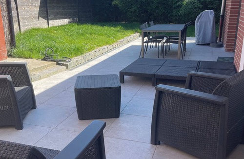 Avelin Villa | Maison Familiale Avec Jardin