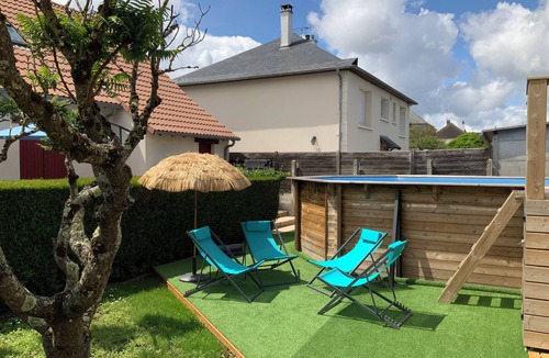 Blois House | Maison Familiale Blois Piscine et SPA