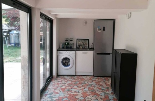 Aubagne House | Maison Familiale Chaleureuse