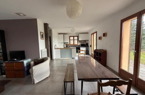 Saint-Frezal-de-Ventalon House | Maison Familiale en Cévennes