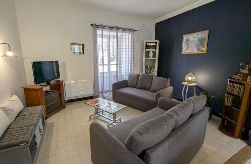 Courcelles House | Maison familiale entourée de nature - 6 pers. - FR-1-590-596