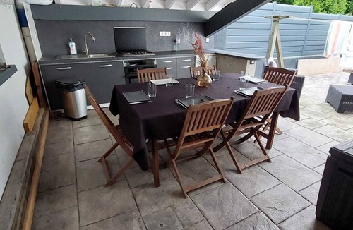 Arbonne House | Maison Familiale