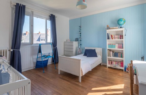 Saint-Nazaire House | Maison familiale avec jardin, centre de St Nazaire