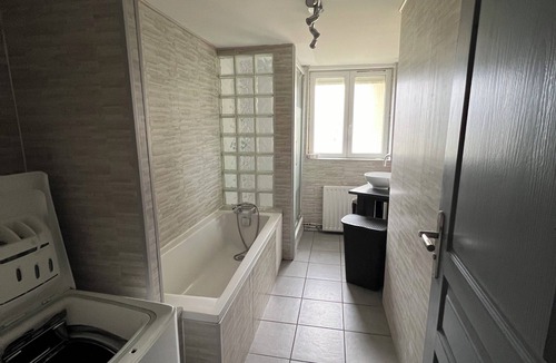 Warloy-Baillon House | Maison Familiale