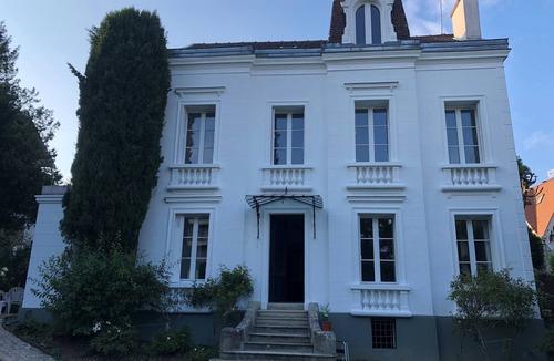 Sevres House | Maison Familiale, Grand Jardin, Terrasse. Proche Paris, Versailles et Boulogne