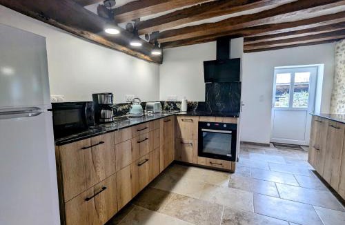 Levroux House | Maison familiale rénovée dans village médiéval - FR-1-591-712