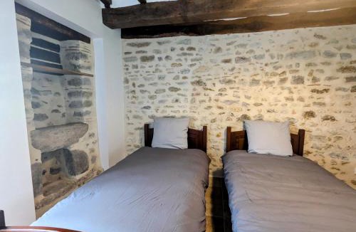 Levroux House | Maison familiale rénovée dans village médiéval - FR-1-591-712