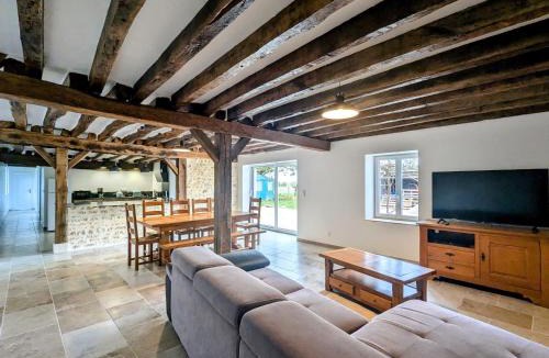 Levroux House | Maison familiale rénovée dans village médiéval - FR-1-591-712