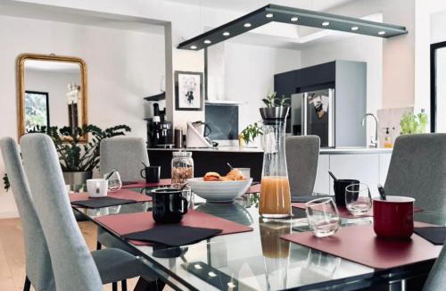 Aubais House | Maison familiale spacieuse à Aubais 185 m² avec jardin