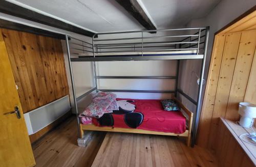 Saint-Jean-Lachalm House | Maison ferme équestre du Ténéré