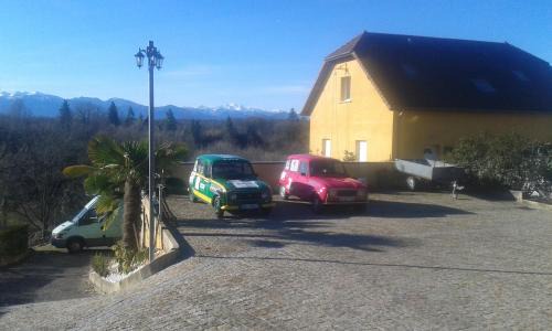 Aubertin House | Maison Fleurie