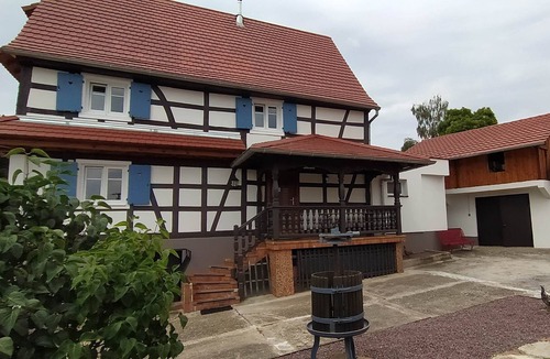 Gunstett House | Maison Florentine