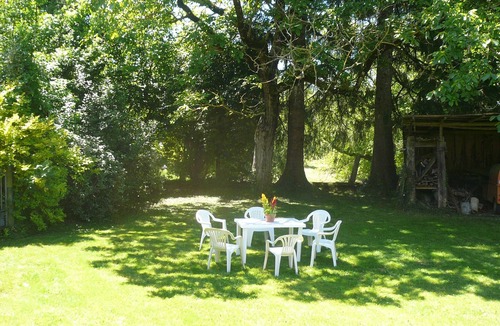 Castelnau-de-Mandailles House | Maison De Claude: Private Terrace, Private Garden & Wi-Fi