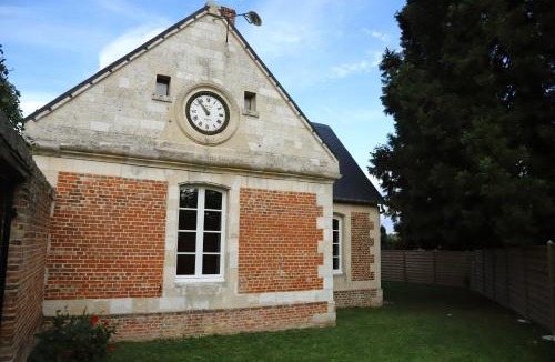 Courcelles-sous-Moyencourt House | Maison de l'horloge