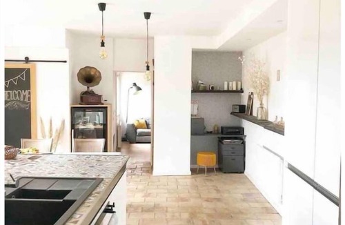 Jonquieres-Saint-Vincent House | Maison de Charme Avec Piscine